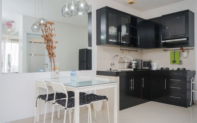 Strategic And Homey 2Br At Puri Garden Apartment Near Mall