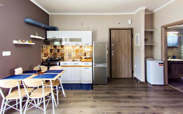 Maria's modern studio 5min from beach