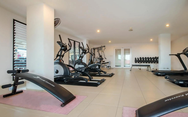 Ratana Apart Hotel at Chalong