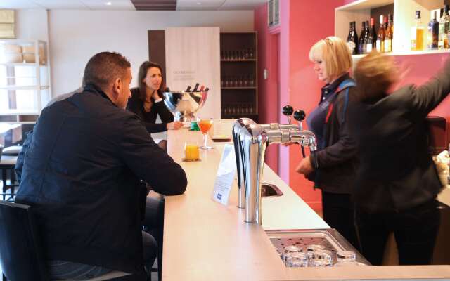 Hotel Kyriad Tours Sud - Chambray lès Tours