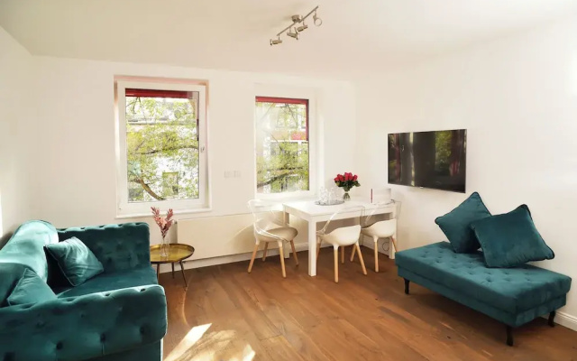 Victoria Boardinghouse