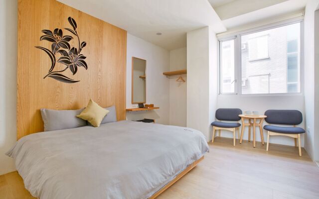 Wood Whispering Residence