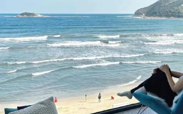 Sanya Moonlight Seaview Surfing Homestay (Wuzhizhou Houhai Branch)