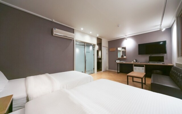 Daegu Gwaneumdong Hotel A One