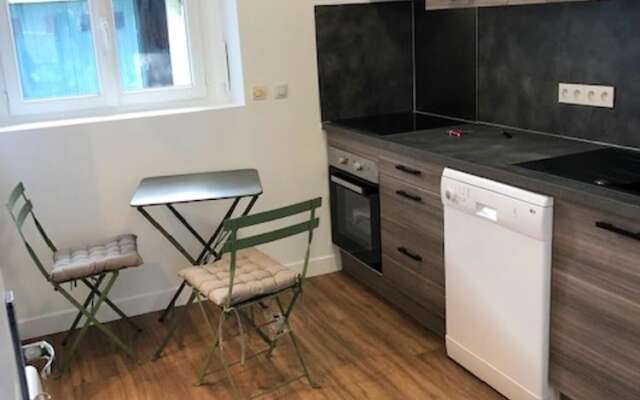 Studio in Mareil-marly, With Wifi