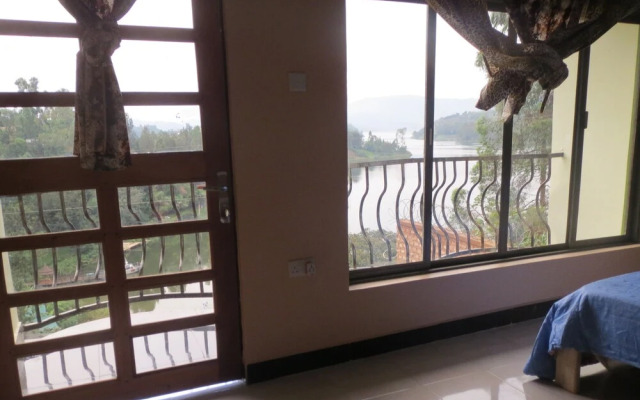 Bunyonyi view resort