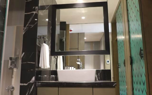The Cruze Premium Boutique Hotel