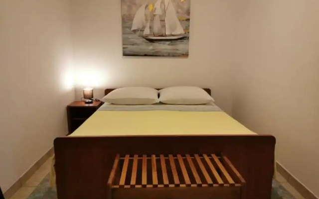 Trogir Sunny Apartments With Sea View
