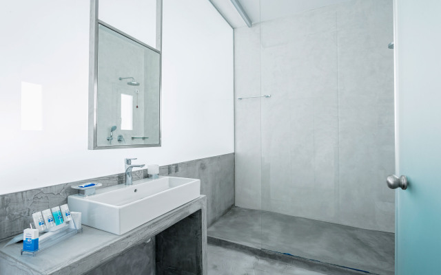 Alti Santorini Suites