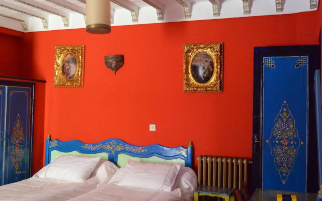 Hotel Sahara