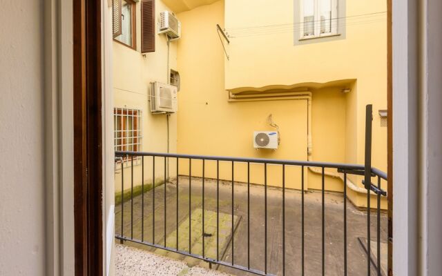 Uffizi 3 bedrooms by Mmega