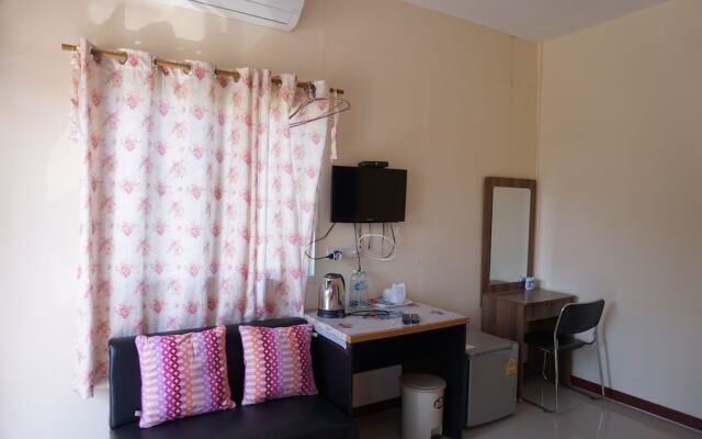 Eing Pu Chiangkhan Hotel