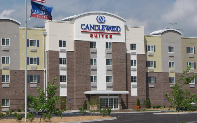 Candlewood Suites Louisville North by IHG