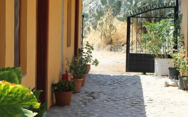 Isa M. Guesthouse