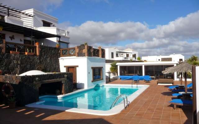 Villa Cristian With Private Pool in La Asomada