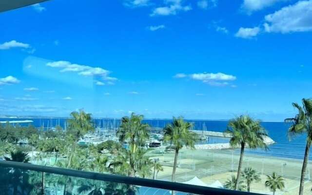 Aphrodite Plaza