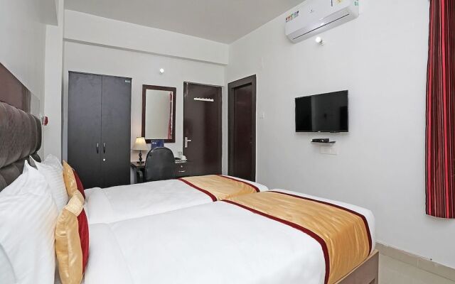 OYO 9675 Hotel Galaxy