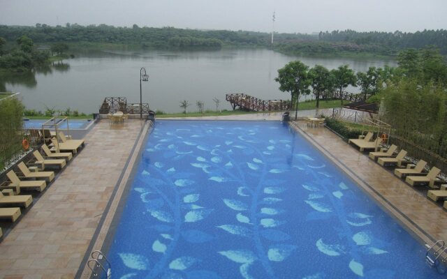 Silverworld Hotel
