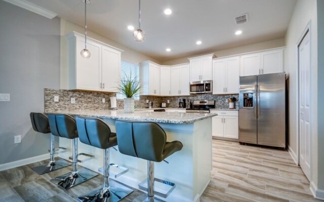 Amazing House! - Champions Gate - 1509MB