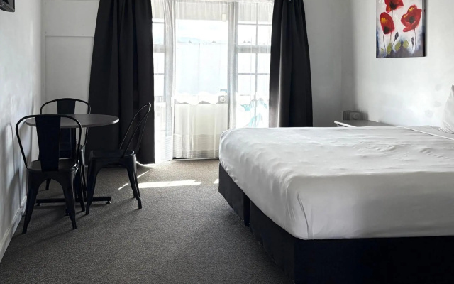 Devonwood Motel – Guest Rooms – Rotorua