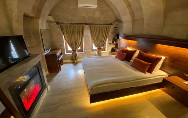 Ask-i Derun Hotel