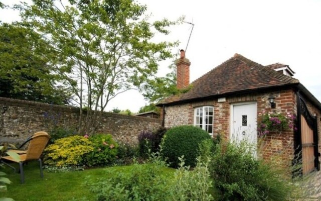 The Old Coach House, Goodwood 413839