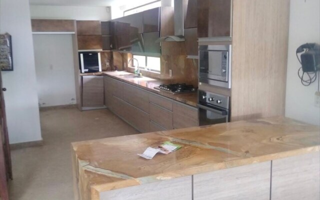 Casa Quinta con Piscina Santander