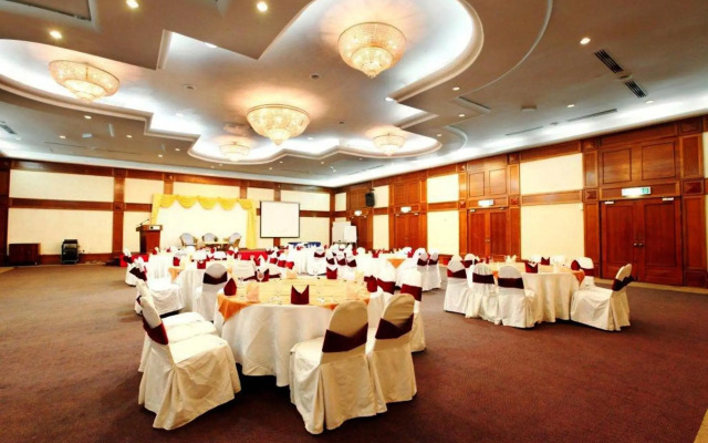 Sutra Beach Resort