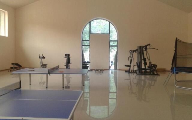 LucyTour Hotel Resort