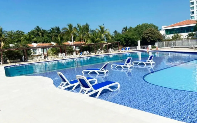 Cómodo apartamento en conjunto privado