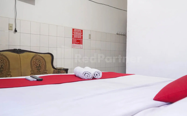 Edbert Guesthouse RedPartner