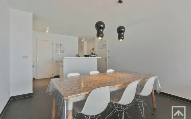 Apartment in Blankenberg With Sea Views