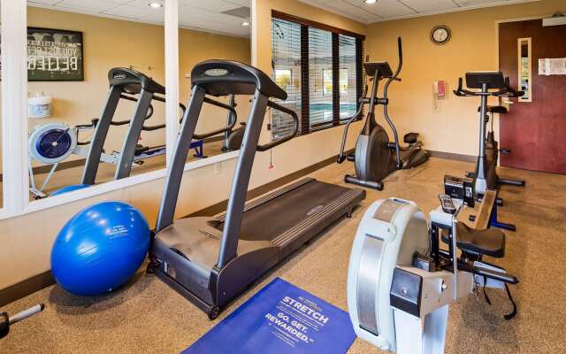 Best Western Plus Strawberry Inn & Suites