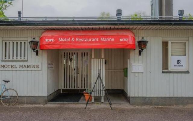 Motel Marine