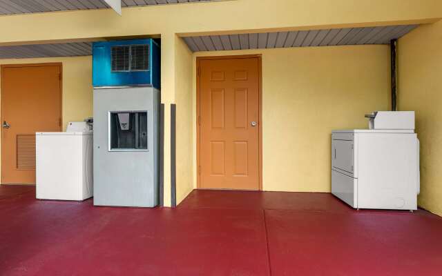 Americas Best Value Inn Montezuma