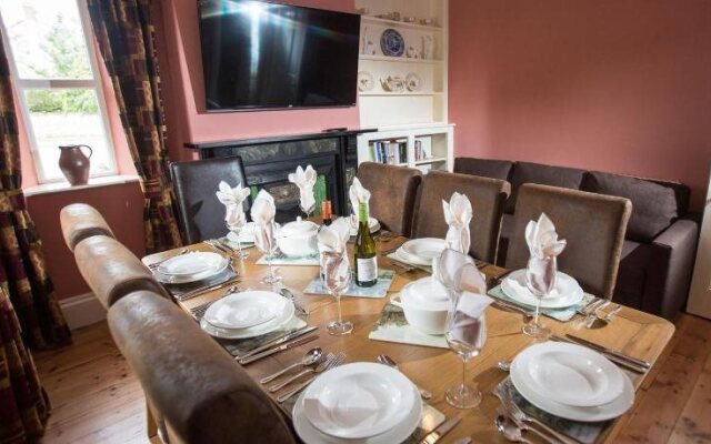 Withy Cottages
