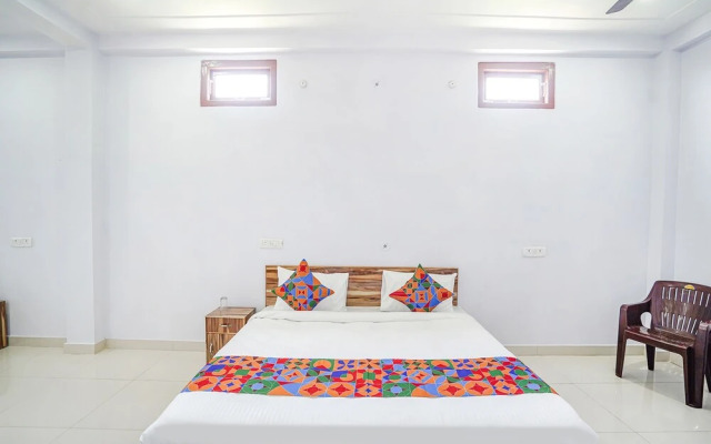 Fabhotel Shristi Homestay