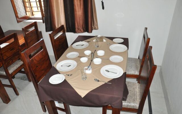 Sartaj Hotel