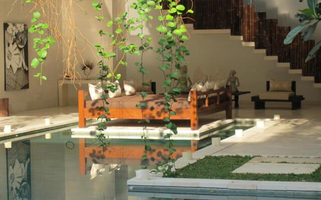 Nyaman Villas