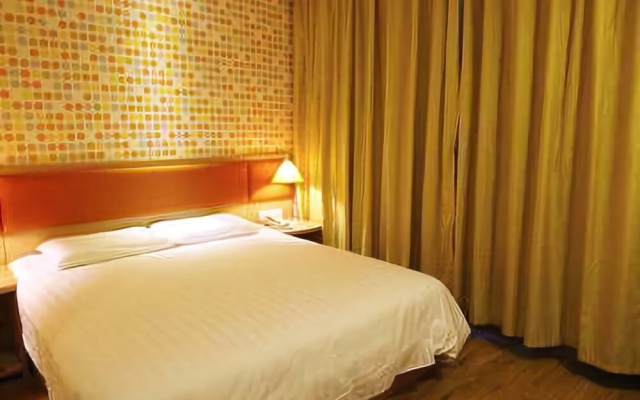 Home Inn Yangquan Peach West Street to the North is the International new City Shop – Guest Rooms – Yangquan