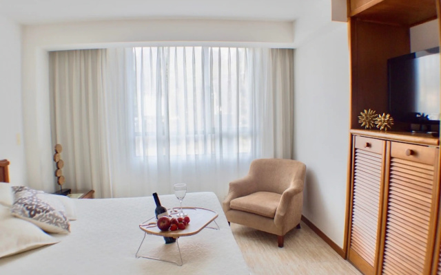 Portal del Rodeo ApartaHotel - Arkadia Mall