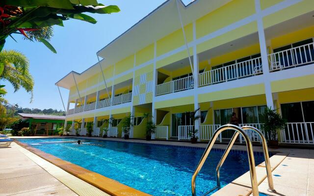 Phuket Airport Sonwa Resort