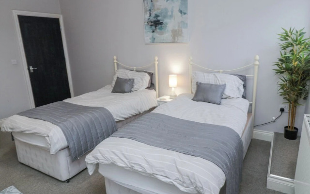 Malcolm Miller House