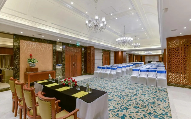 Lemon Tree Premier The Atrium, Ahmedabad