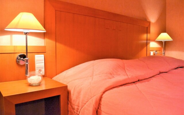 Aux Chants Des Oiseaux