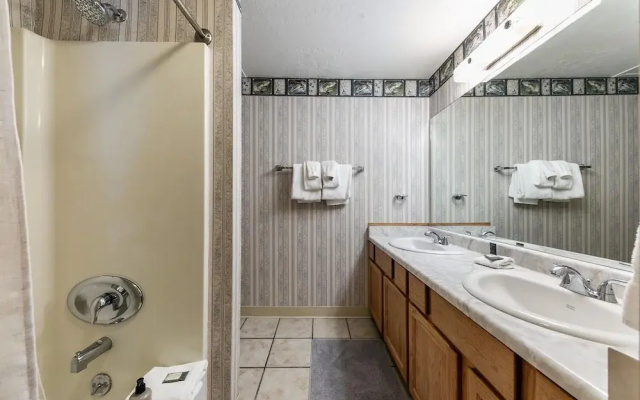 117 Bldg B 1 Bedroom Condo