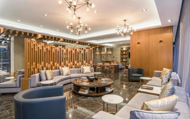 Courtyard by Marriott Prague Airport