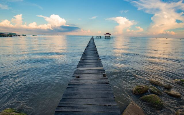 Mango Beach Resort