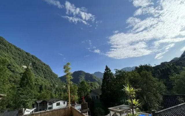 Qingcheng Houshan Landscape Heyuan Homestay