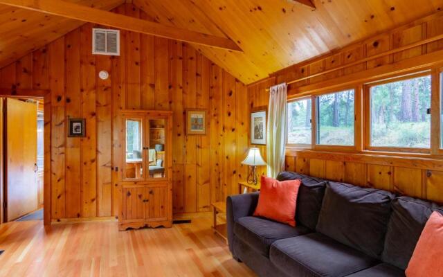 Lake Creek Lodge